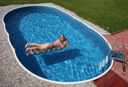 Какой бассейн лучше бетонный или композитный?