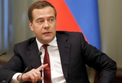 Дмитрий Медведев предложил засекретить военные потери