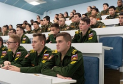 Военные вузы: путь к профессиональной карьере в сфере обороны и безопасности Военные вузы: путь к профессиональной карьере в сфере обороны и безопасности