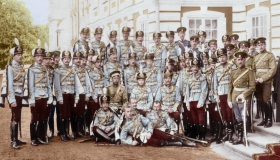 Офицеры и другие служители гусарского полка в истории
