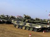 Около тысячи единиц новой боевой техники поступит на вооружение в Восточный военный округ