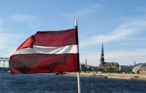 Латвия собирается принять закон о лишении гражданства тех, кто хочет воевать за границей